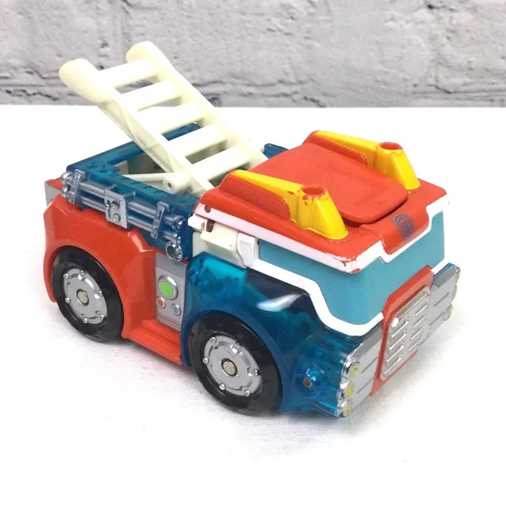 Transformers Hasbro TOMY Heatwave the Fire Bot Heroes Rescue Bot Action Figure